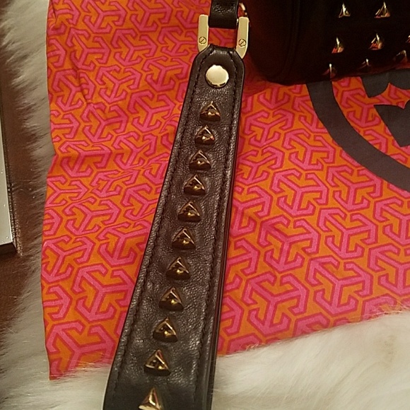 Tory Bury Black Pyramid Studded Clutch Wristlet - Picture 3 of 8